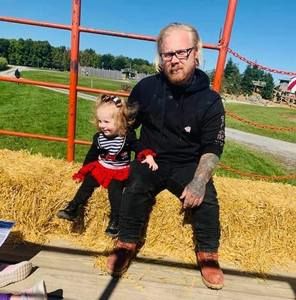 Meet your Posher, Tommy